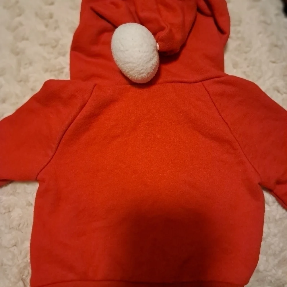 Baby's 5 piece clothing bundle size 0 to 3 months